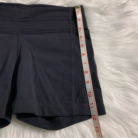 Athleta kickbooty 2 yoga workout shorts black size small - Picture 11 of 11